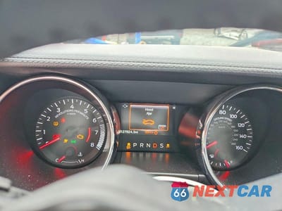 Zdjęcie 9 z 12 samochodu: 2017 FORD MUSTANG VIN:1FA6P8TH9H5304535 - miniatura