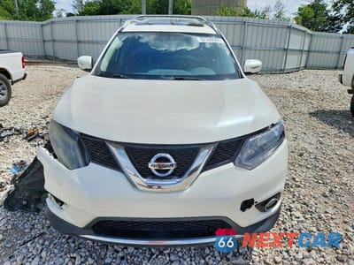 Piąte zdjęcie samochodu w środku: 2015 NISSAN ROGUE S VIN:5N1AT2MV2FC764058 - miniatura