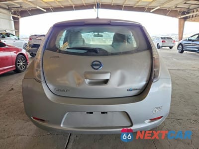 Zdjęcie 6 z 13 samochodu: 2012 NISSAN LEAF SV VIN:JN1AZ0CP3CT024429 - miniatura