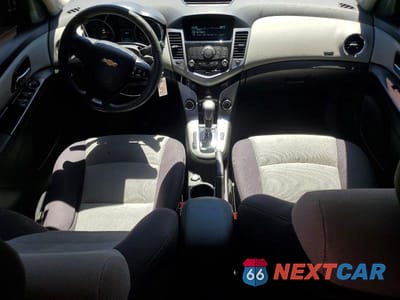Zdjęcie 8 z 13 samochodu: 2014 CHEVROLET CRUZE LS VIN:1G1PA5SH7E7197879 - miniatura