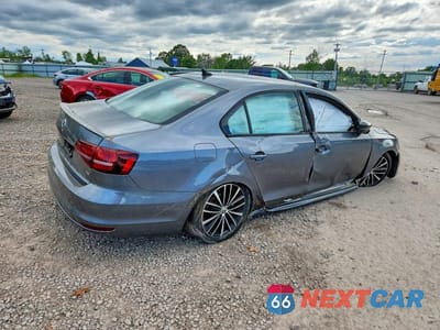 Trzecie zdjęcie samochodu z tyłu: 2017 VOLKSWAGEN JETTA SPORT VIN:3VWD17AJ0HM388710 - miniatura