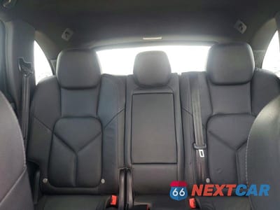 Zdjęcie 10 z 13 samochodu: 2013 PORSCHE CAYENNE VIN:WP1AA2A24DLA07064 - miniatura