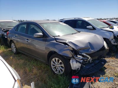 Czwarte zdjęcie samochodu z boku: 2019 NISSAN SENTRA SV VIN:3N1AB7AP9KY455203 - miniatura