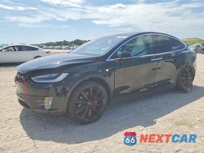 2020 TESLA MODEL X 5YJXCDE47LF299419 - główne zdjęcie licytacji z USA - miniatura