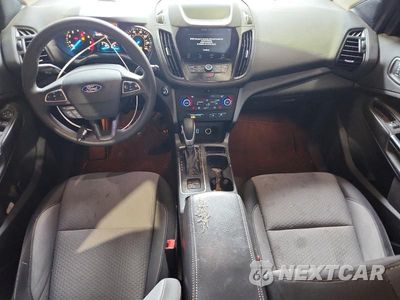 Zdjęcie 8 z 13 samochodu: 2019 FORD ESCAPE SE VIN:1FMCU9GD0KUA89140 - miniatura