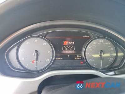 Zdjęcie 9 z 12 samochodu: 2014 AUDI S8 QUATTRO VIN:WAUD2AFD4EN002417 - miniatura