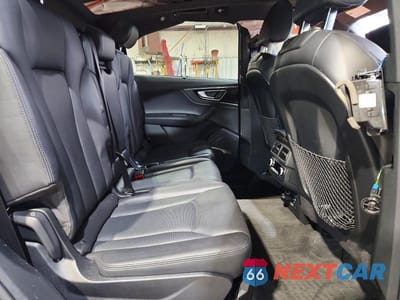 Zdjęcie 10 z 13 samochodu: 2018 AUDI Q7 PRESTIGE VIN:WA1VAAF72JD040663 - miniatura