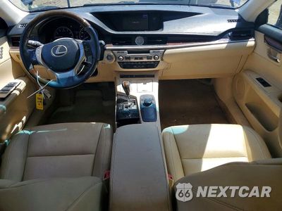 Zdjęcie 8 z 12 samochodu: 2013 LEXUS ES 350 VIN:JTHBK1GG9D2065143 - miniatura