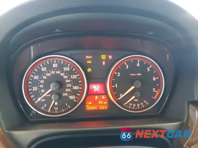 Zdjęcie 9 z 12 samochodu: 2006 BMW 325 I VIN:WBAVB13556KR62768 - miniatura