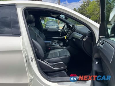 Piąte zdjęcie samochodu w środku: 2019 MERCEDES-BENZ GLE COUPE 43 AMG VIN:4JGED6EB0KA128965 - miniatura