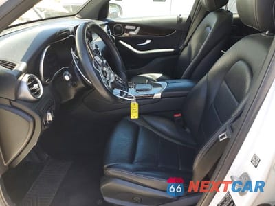 Zdjęcie 7 z 13 samochodu: 2020 MERCEDES-BENZ GLC 300 4MATIC VIN:WDC0G8EB7LF680429 - miniatura