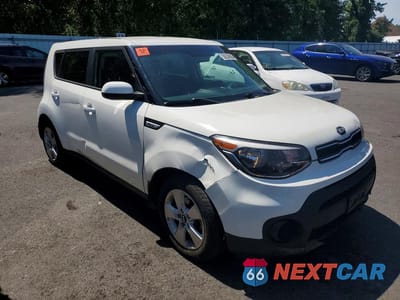 Czwarte zdjęcie samochodu z boku: 2019 KIA SOUL BASE VIN:KNDJN2A28K7688907 - miniatura
