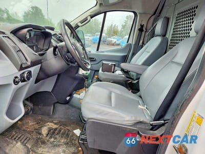 Zdjęcie 7 z 13 samochodu: 2017 FORD TRANSIT 150 DELIVERY VAN VIN:1FTYE1ZM9HKA81628 - miniatura