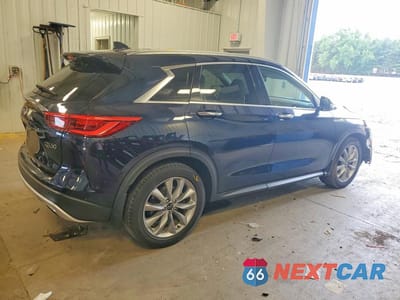 Trzecie zdjęcie samochodu z tyłu: 2021 INFINITI QX50 LUXE VIN:3PCAJ5BB1MF117428 - miniatura