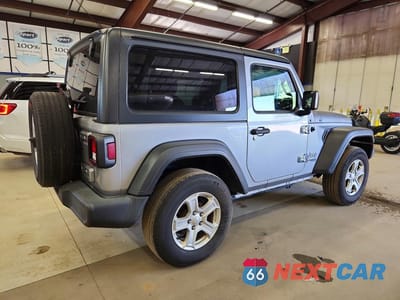 Trzecie zdjęcie samochodu z tyłu: 2019 JEEP WRANGLER SPORT VIN:1C4GJXAG6KW518405 - miniatura