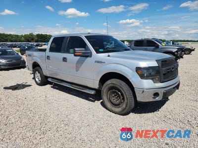 Czwarte zdjęcie samochodu z boku: 2010 FORD F150 SUPERCREW VIN:1FTFW1EV0AFB35996 - miniatura