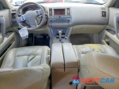 Zdjęcie 8 z 13 samochodu: 2005 INFINITI FX35 BASE VIN:JNRAS08W55X212236 - miniatura