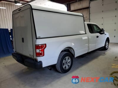 Trzecie zdjęcie samochodu z tyłu: 2018 FORD F150 SUPER CAB VIN:1FTEX1C58JKC77967 - miniatura