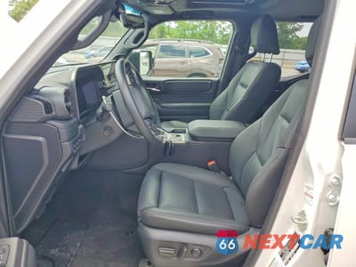 Zdjęcie 7 z 13 samochodu: 2025 TOYOTA LAND CRUISER BASE VIN:JTEABFAJ0S5015320 - miniatura