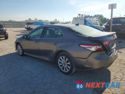 Drugie zdjęcie samochodu z przodu: 2020 TOYOTA CAMRY LE VIN:4T1C11AK2LU929230 - miniatura