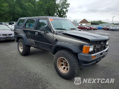Czwarte zdjęcie samochodu z boku: 1988 TOYOTA 4RUNNER VIN:JT3VN66W6J0017686 - miniatura