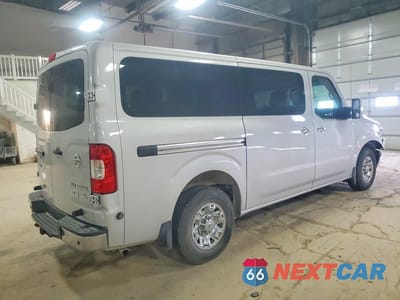 Trzecie zdjęcie samochodu z tyłu: 2016 NISSAN NV 3500 HD S VIN:5BZAF0AA5GN852500 - miniatura