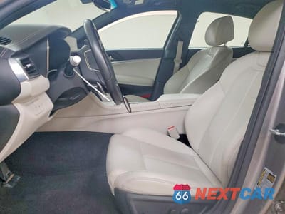 Zdjęcie 7 z 13 samochodu: 2025 GENESIS G70 2.5T STANDARD VIN:KMTG34SC6SU155461 - miniatura