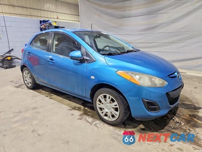 Czwarte zdjęcie samochodu z boku: 2012 MAZDA MAZDA2 VIN:JM1DE1KYXC0139231 - miniatura