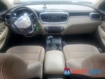 Zdjęcie 8 z 13 samochodu: 2018 KIA SORENTO LX V6 VIN:5XYPG4A52JG406885 - miniatura