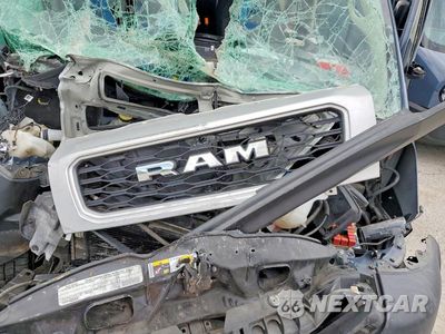 Zdjęcie 12 z 13 samochodu: 2019 RAM PROMASTER 3500 DELIVERY VAN VIN:3C6URVJG3KE555493 - miniatura