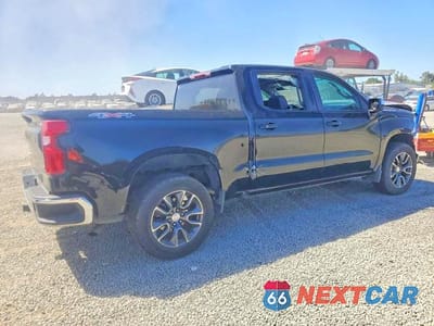 Trzecie zdjęcie samochodu z tyłu: 2023 CHEVROLET SILVERADO VIN:3GCPDKEK1PG239572 - miniatura