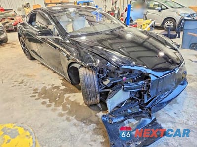 Czwarte zdjęcie samochodu z boku: 2020 TESLA MODEL S VIN:5YJSA1E28LF399767 - miniatura