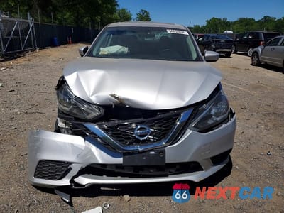 Piąte zdjęcie samochodu w środku: 2019 NISSAN SENTRA SV VIN:3N1AB7AP3KY448361 - miniatura