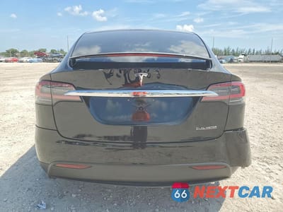 Zdjęcie 6 z 13 samochodu: 2020 TESLA MODEL X VIN:5YJXCDE47LF299419 - miniatura