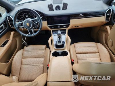 Zdjęcie 8 z 12 samochodu: 2021 PORSCHE CAYENNE E-HYBRID VIN:WP1AE2AY1MDA24231 - miniatura