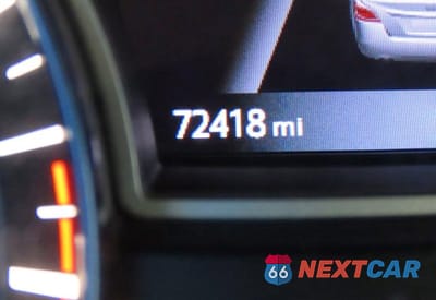 Zdjęcie 8 z 10 samochodu: 2017 NISSAN ALTIMA 2.5 SR VIN:1N4AL3AP9HC148138 - miniatura