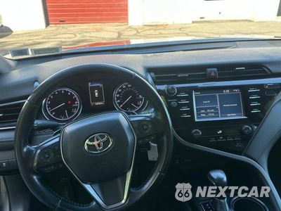 Zdjęcie 11 z 13 samochodu: 2019 TOYOTA CAMRY SE VIN:4T1B11HK8KU169725 - miniatura