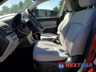 Zdjęcie 7 z 13 samochodu: 2017 SUBARU FORESTER 2.5I PREMIUM VIN:JF2SJAEC9HH579762 - miniatura
