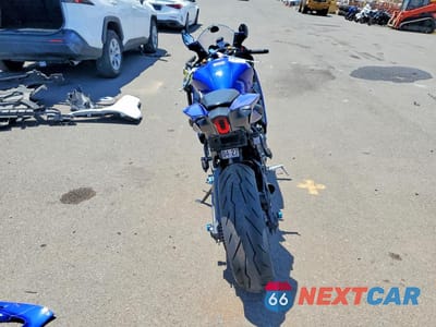 Czwarte zdjęcie samochodu z boku: 2025 YAMAHA YZFR7 VIN:JYARM38E6SA015575 - miniatura