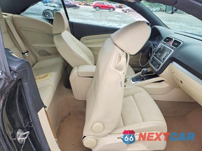 Zdjęcie 10 z 12 samochodu: 2012 VOLKSWAGEN EOS KOMFORT VIN:WVWBW7AH8CV011632 - miniatura