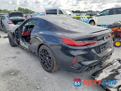 Drugie zdjęcie samochodu z przodu: 2023 BMW M8 VIN:WBSAE0C04PCM39107 - miniatura