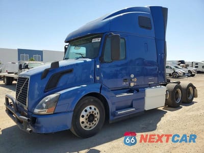Drugie zdjęcie samochodu z przodu: 2014 VOLVO VNL SEMI TRUCK VIN:4V4N99EH6EN174314 - miniatura