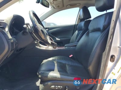 Zdjęcie 7 z 12 samochodu: 2006 LEXUS IS 250 VIN:JTHBK262465025436 - miniatura