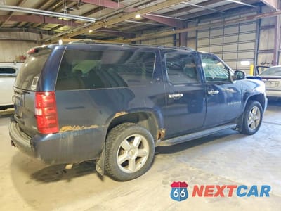 Trzecie zdjęcie samochodu z tyłu: 2008 CHEVROLET SUBURBAN K1500 LS VIN:1GNFK16358J205192 - miniatura