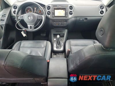 Zdjęcie 8 z 12 samochodu: 2017 VOLKSWAGEN TIGUAN SPORT VIN:WVGUV7AX9HK020427 - miniatura