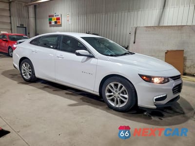 Czwarte zdjęcie samochodu z boku: 2018 CHEVROLET MALIBU HYBRID VIN:1G1ZF5SU6JF271641 - miniatura