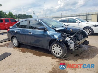 Czwarte zdjęcie samochodu z boku: 2015 NISSAN VERSA 1.6 SV VIN:3N1CN7AP9FL836925 - miniatura