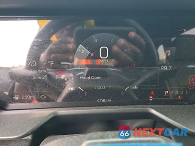 Zdjęcie 9 z 14 samochodu: 2026 GMC ACADIA DENALI ULTIMATE VIN:1GKENSKS8TJ260196 - miniatura