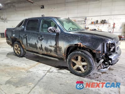Czwarte zdjęcie samochodu z boku: 2008 CHEVROLET AVALANCHE K1500 VIN:3GNFK12318G171503 - miniatura