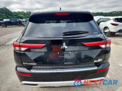 Zdjęcie 6 z 13 samochodu: 2023 MITSUBISHI OUTLANDER SEL VIN:JA4T5VA9XPZ033791 - miniatura
